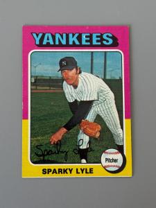 1975 Topps #485 Sparky Lyle Baseball Card