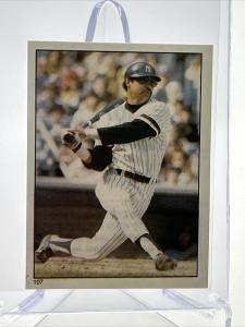 1981 Topps Reggie Jackson Baseball Card #107