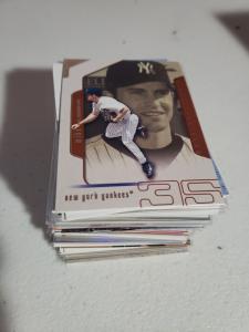 100 Mike Mussina Baseball Cards Collection 118