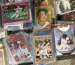 MLB Hot Pack - 2 Guaranteed Autographs & Rookies