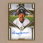 2019 Topps Transcendent Reggie Jackson Auto Card
