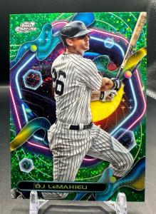 2023 Topps Chrome DJ LeMahieu Green Refractor #116