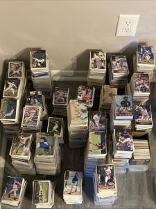 100 MLB Cards from Your Favorite Team - No Duplicates