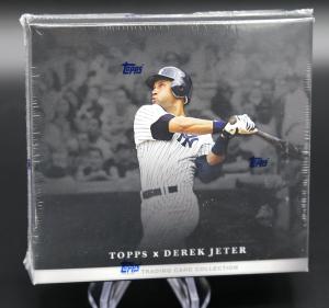 2021 Topps Derek Jeter Captain's Crew Box