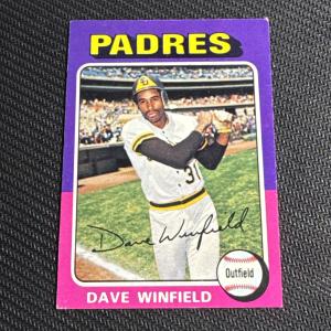 Dave Winfield 1975 Topps Card #61 Padres
