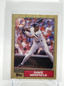 1987 Topps Dave Winfield Baseball Card #770