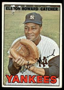 1967 Topps #25 Elston Howard Yankees Card