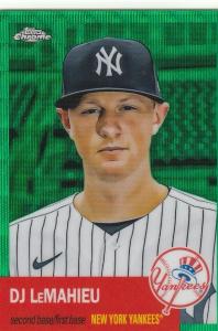 2022 Topps Chrome DJ LeMahieu Green Wave Refractor