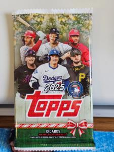 2025 Topps Holiday Baseball Complete Set #1-200