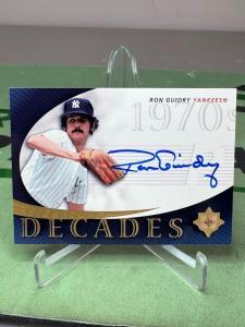 2005 Ron Guidry Ultimate Signature Sports Card AUTO
