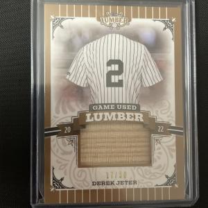 2022 Leaf Lumber Derek Jeter Bat Relic #17/30