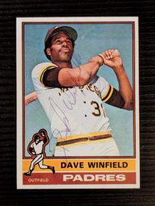 1976 Topps Dave Winfield #160 Auto Card