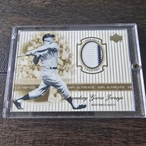 2000 Upper Deck Mickey Mantle Game Jersey Card