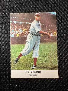 1961 Golden Press Cy Young #33 Card