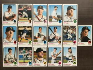 2022 Topps Heritage Seattle Mariners Team Set