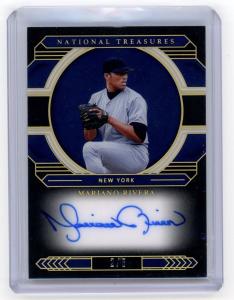 2020 Panini National Treasures Mariano Rivera Gold Auto