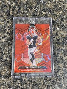 2024 Panini Mosaic Red Wave Drake London Card