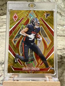Drake London 2024 Panini Phoenix Gold Lazer Prizm