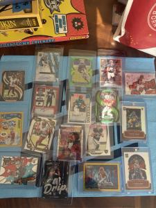 NFL Mystery Hot Pack - 20 Cards, 2 Hits!