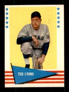 1961 Fleer #122 Ted Lyons Chicago White Sox Card