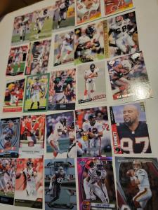 50 NFL Trading Cards Lot – Vintage & Modern