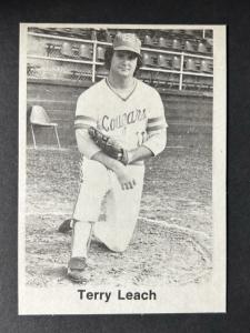 1976 Terry Leach Baton Rouge Cougars Card