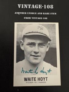 1980 TCMA #117 Waite Hoyt HOF Autograph Card