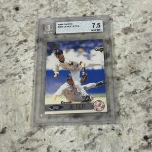 1999 Pacific In Action Derek Jeter Card
