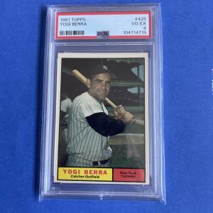 1961 Topps Yogi Berra #425 Yankees HOF Card