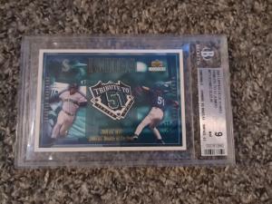 2001 Upper Deck Ichiro Suzuki Tribute Mariners Card