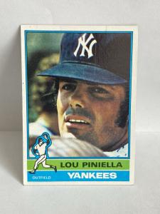 Lou Piniella 1976 Topps Yankees Card #453