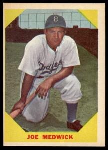 1960 Fleer Joe Medwick Baseball Card