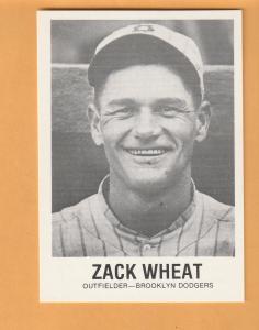 Zack Wheat 1977-84 Brooklyn Dodgers Hall of Fame Card