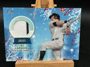 2023 Topps Holiday Relics DJ LeMahieu Yankees Card