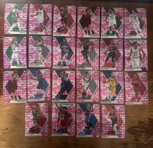 2019-20 Panini Mosaic Camo Pink - 22 Card Lot