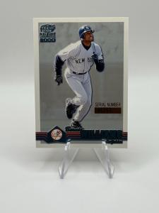 2000 Pacific Paramount Bernie Williams Platinum Blue #166