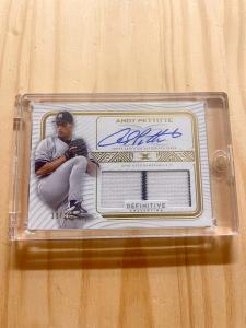 2022 Topps Definitive Andy Pettitte Relic Auto /40