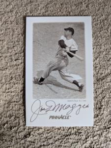 1993 Pinnacle Joe DiMaggio Autograph Yankees Card