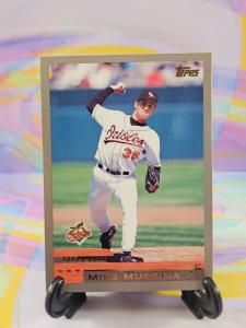 2000 Topps Mike Mussina Baseball Card #143