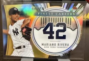2019 Topps Finest Mariano Rivera Gold Parallel Card