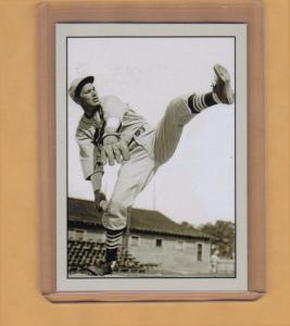 Dizzy Dean St. Louis Cardinals Autographed Photo Card