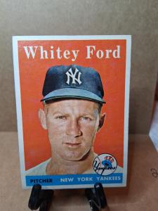 1958 Topps Whitey Ford Baseball Card #320