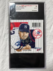 Roger Clemens Autographed 2002 Wincraft Card