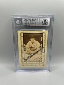 Hank Greenberg Signed 1980-83 Legends Card