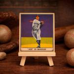 Joe DiMaggio Vintage-Style Yankees Display Card
