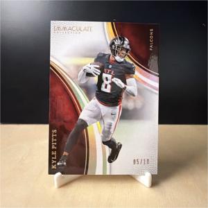 Panini Immaculate Collection 2025 Action Kyle Pitts #33 Gold /10 Atlanta Falcons