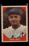 1960 Fleer Baseball Greats #69 Waite Hoyt - ( pk2 )