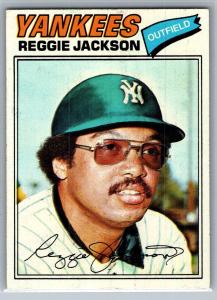 1977 Topps Reggie Jackson #10 Baseball Card