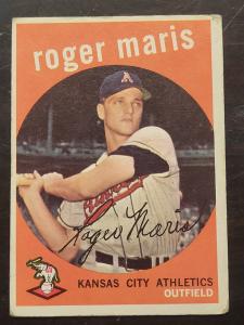 1959 Topps Roger Maris Baseball Card #202