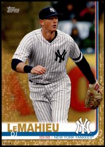 DJ LeMahieu 2019 Topps Update Gold #US233